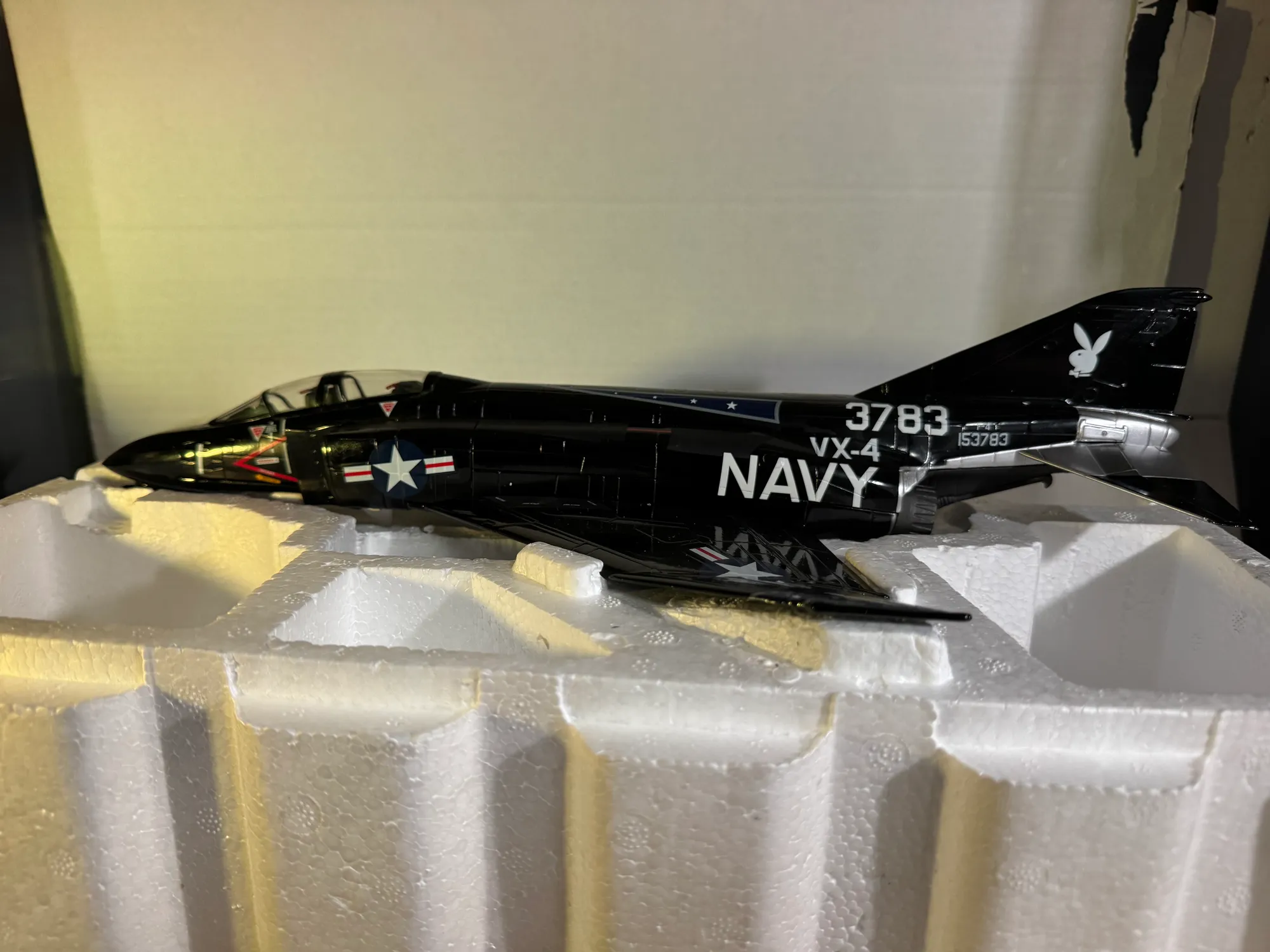 Franklin Mint / Armour 1:48 McDonnell Douglas F-4 Phantom II Diecast United States Navy 98042, photo 1
