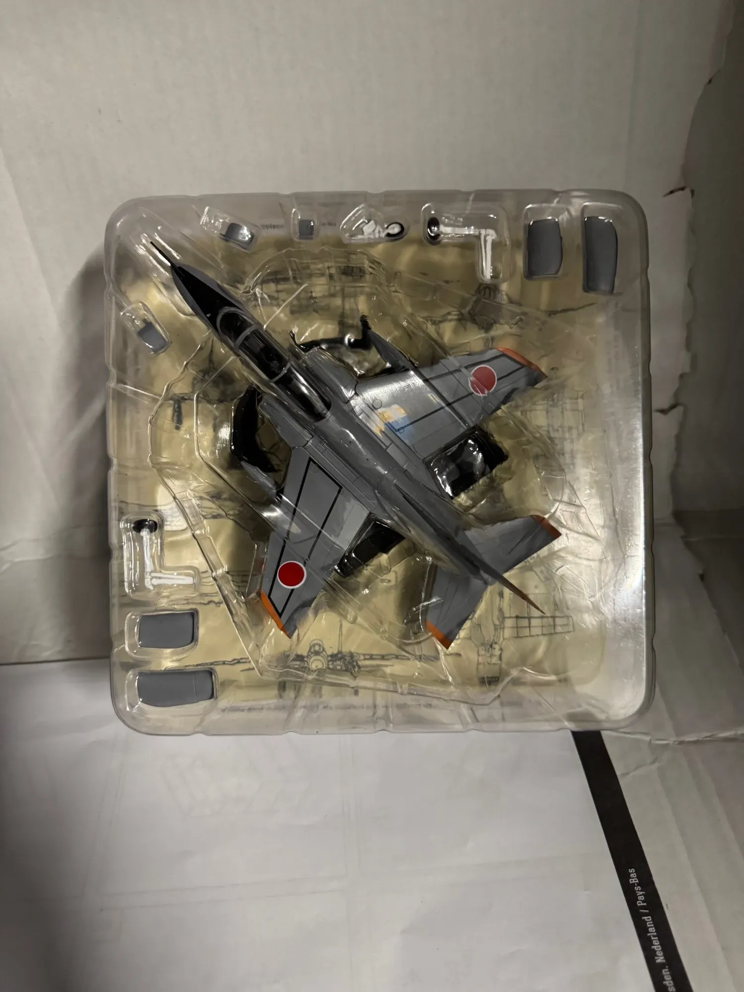 IXO 1:72 Kawasaki T-4 Diecast AY050, photo 1
