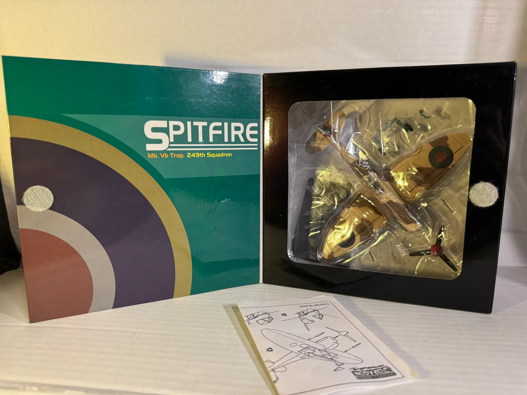 Dragon Wings 1:72 Supermarine Spitfire Mk V Diecast Royal Air Force 50123, photo 1