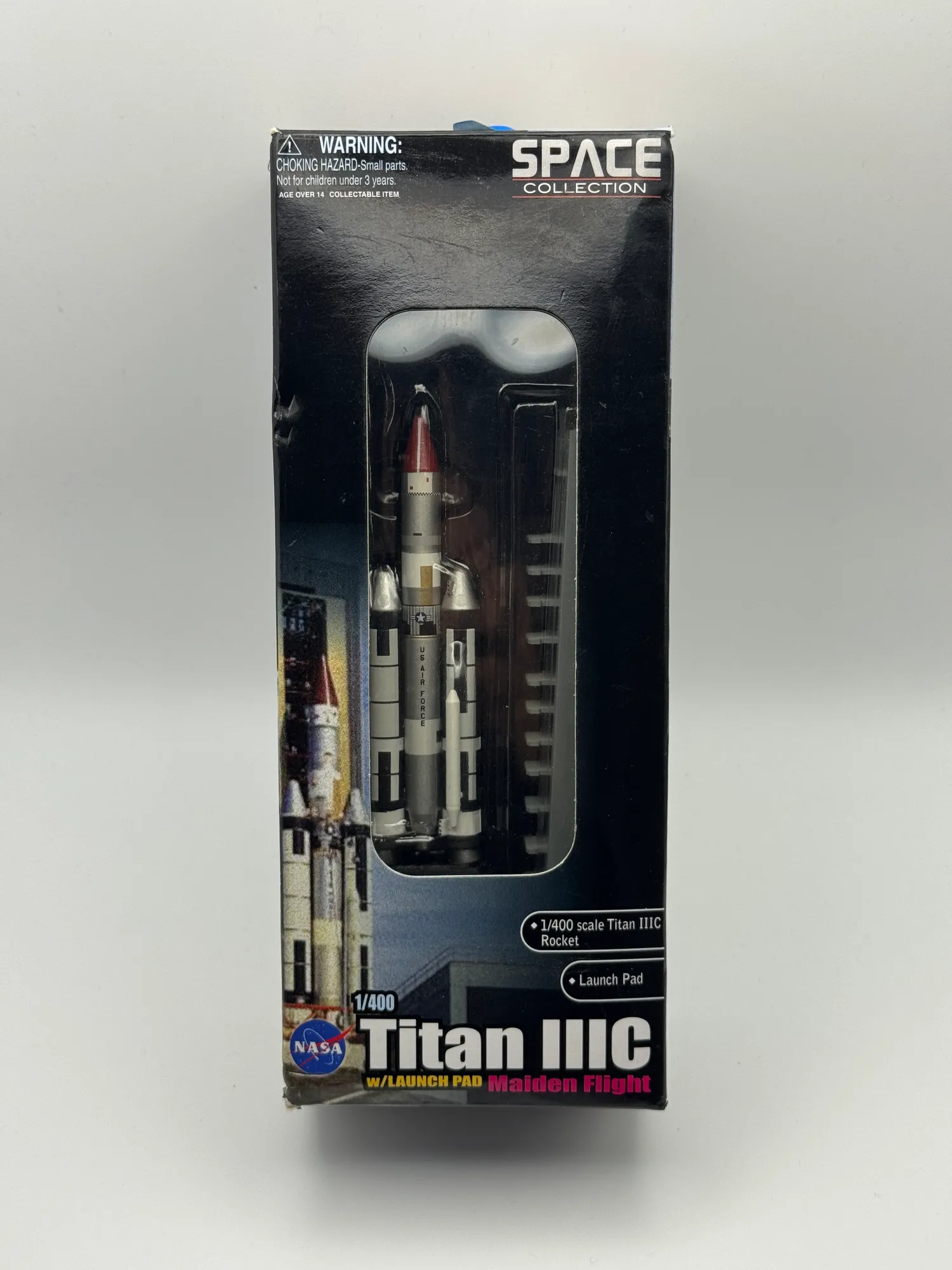 Dragon Space 1:400 Martin Titan IIIC Rocket Diecast United States Air Force DW56341, photo 1