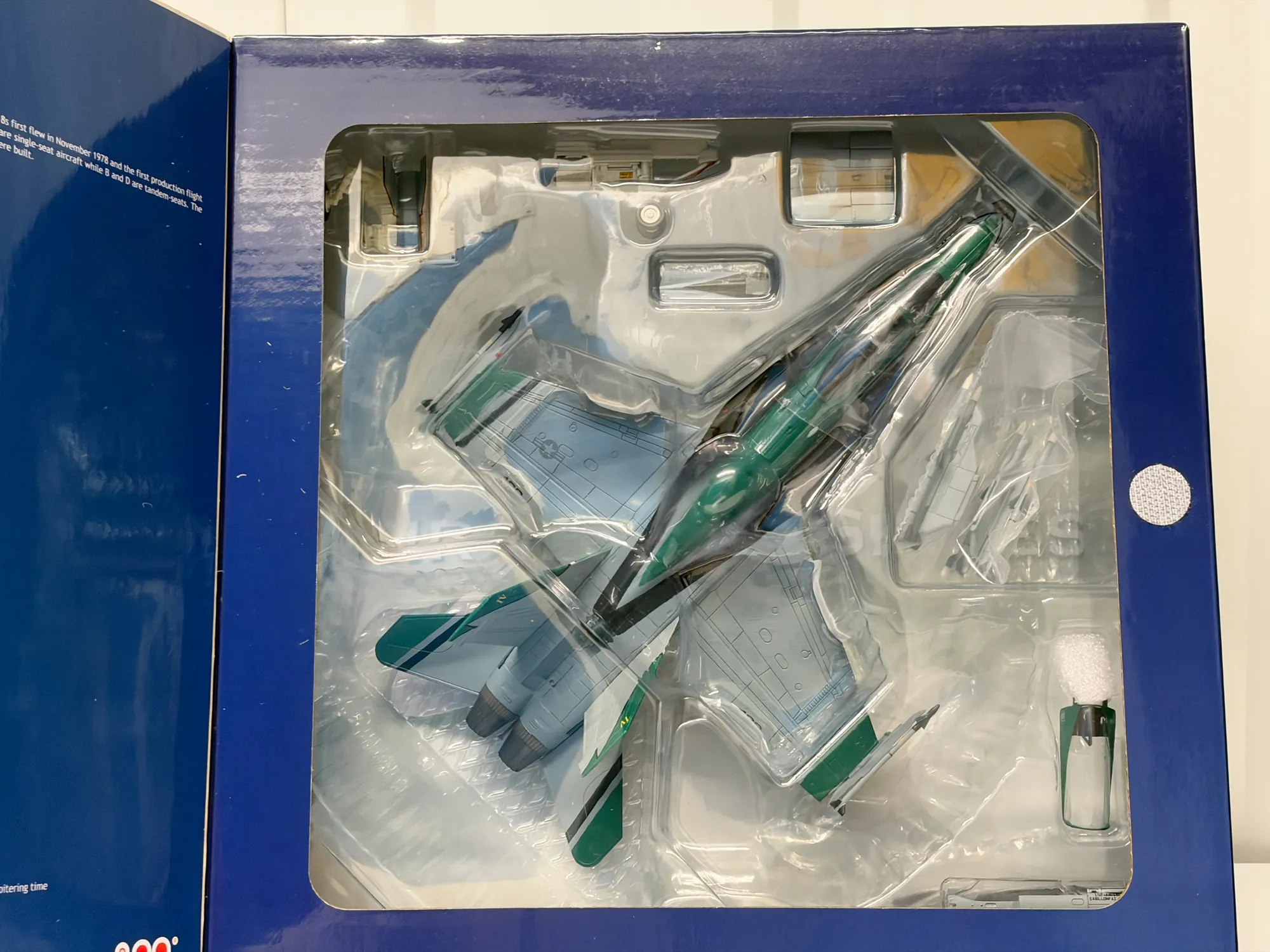 Hobby Master 1:72 F-A-18C Hornet Chippy Ho Diecast US Navy VFA-195 Dambusters HA3566, photo 1
