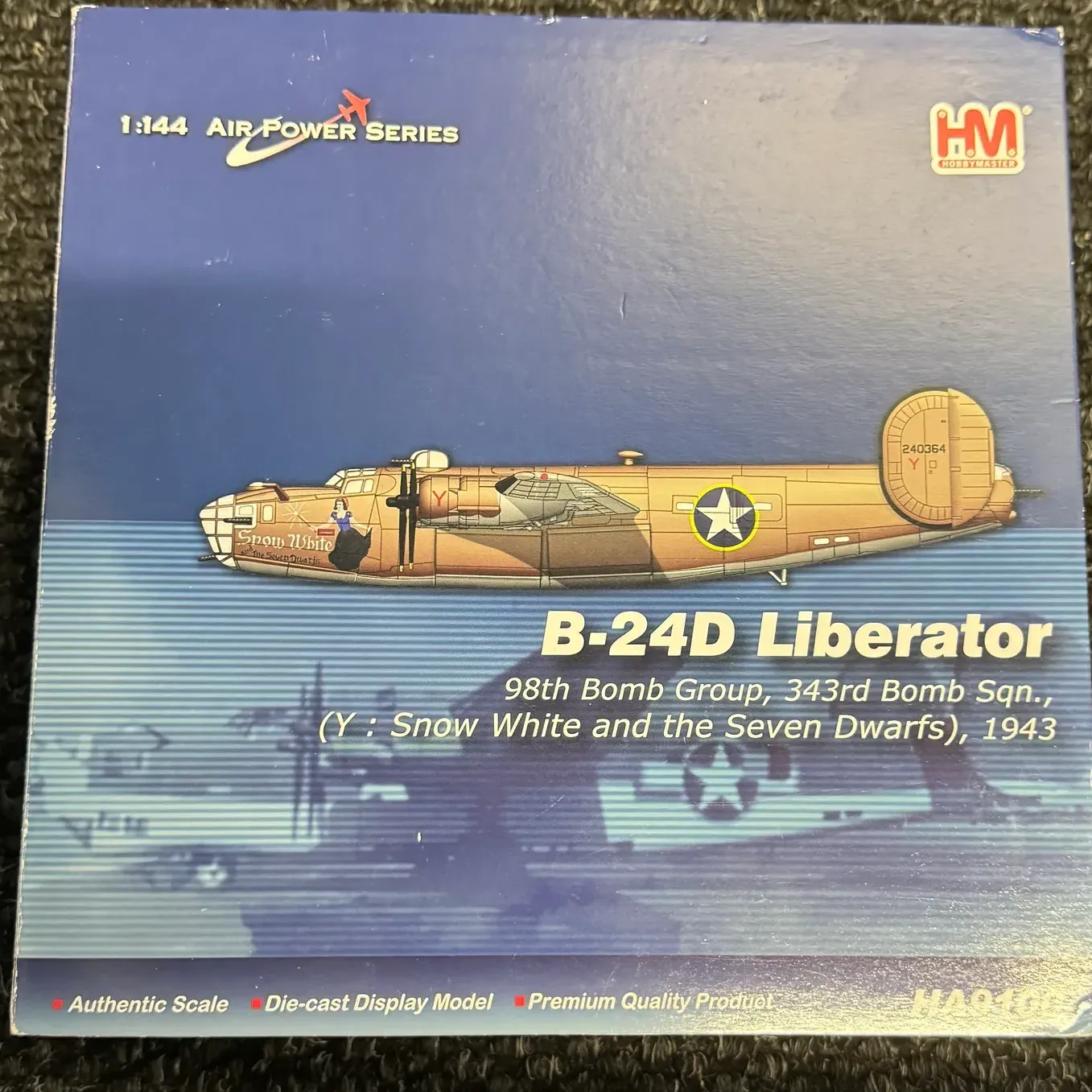Hobby Master 1:144 B-24D Liberator Snow White and the Seven Dwarfs Diecast USAAF HA9100, photo 1