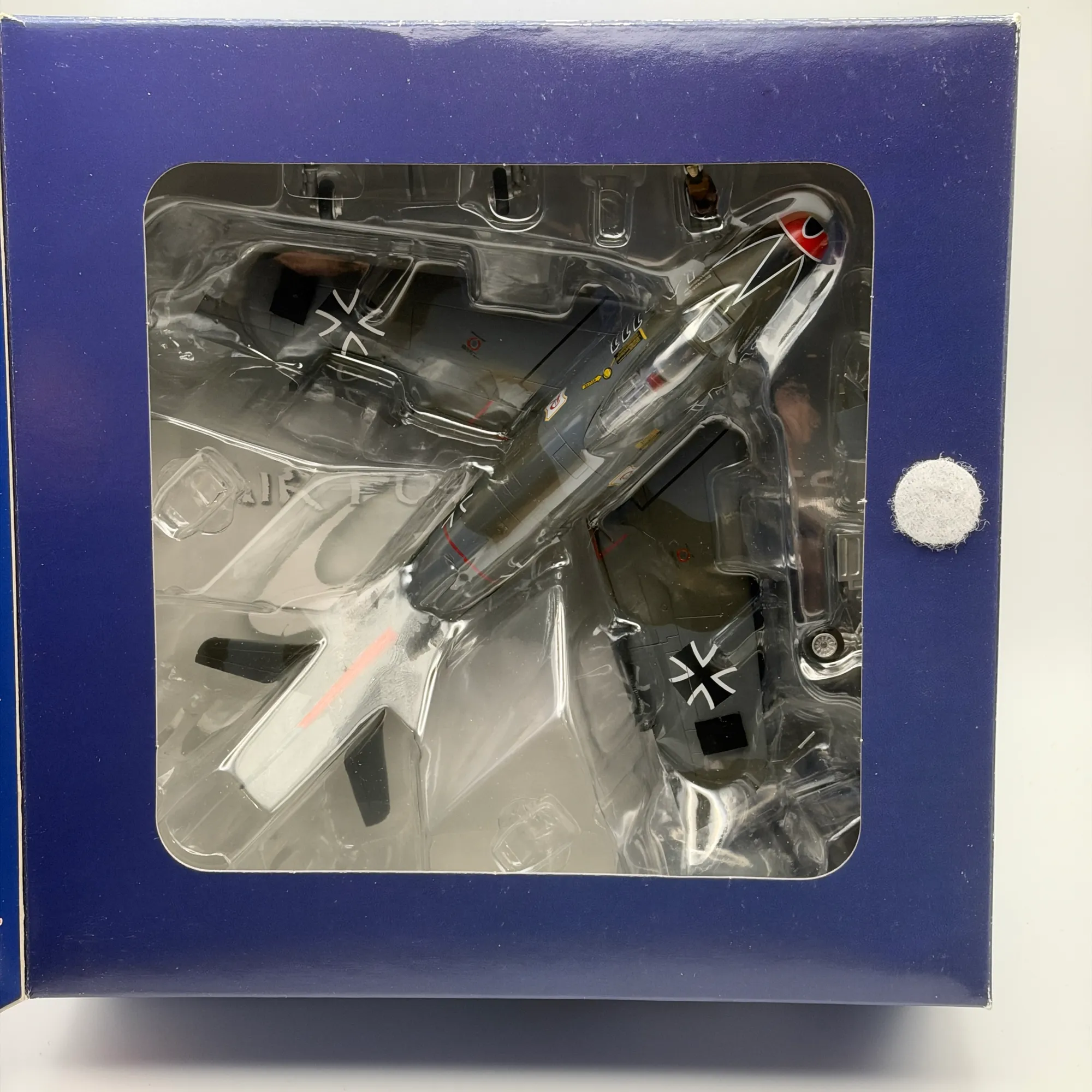 Hobby Master 1:72 Canadair Sabre Mk 6 Diecast Luftwaffe HA4320, photo 1
