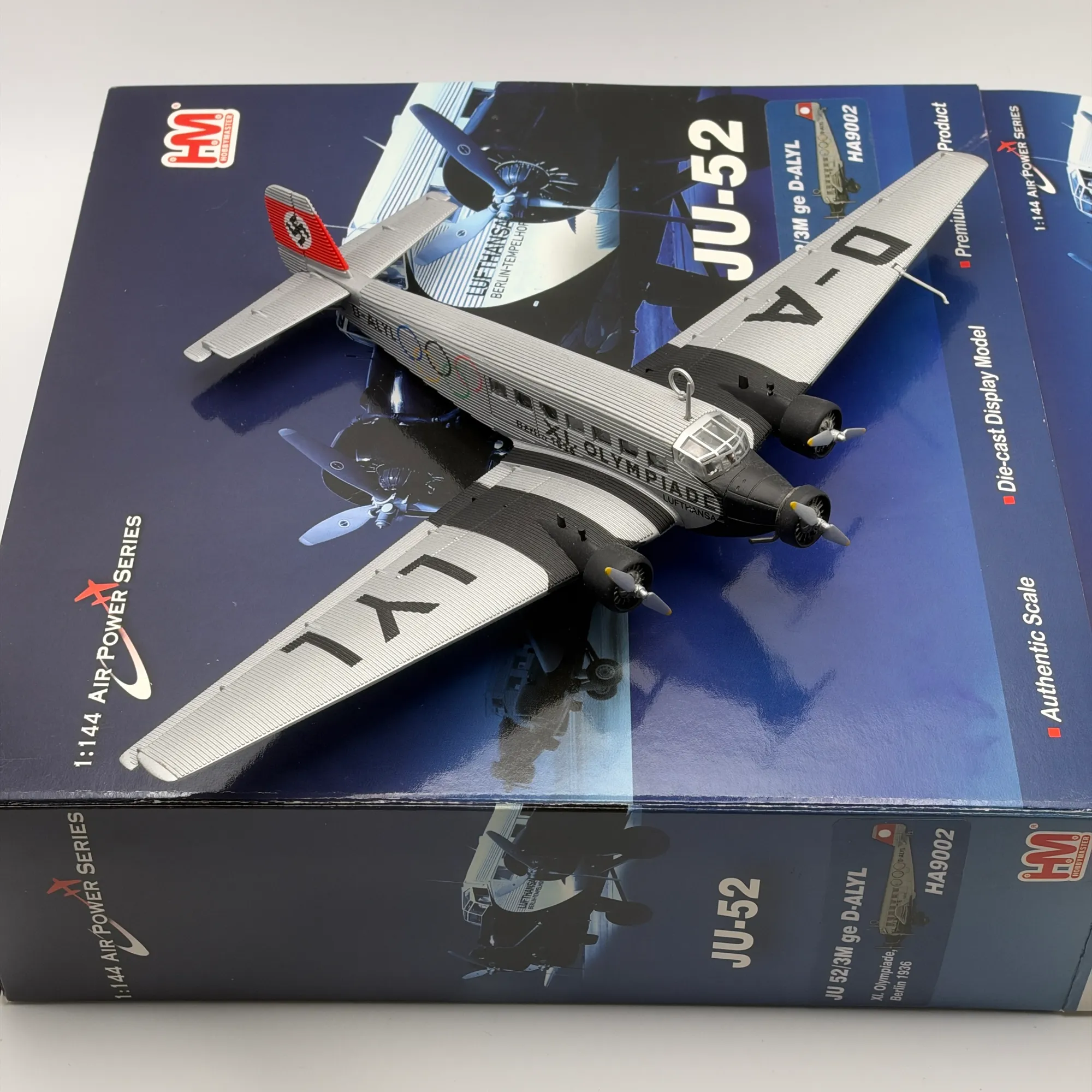 Hobby Master 1:144 Junkers Ju 52 Diecast Lufthansa HA9002, photo 1