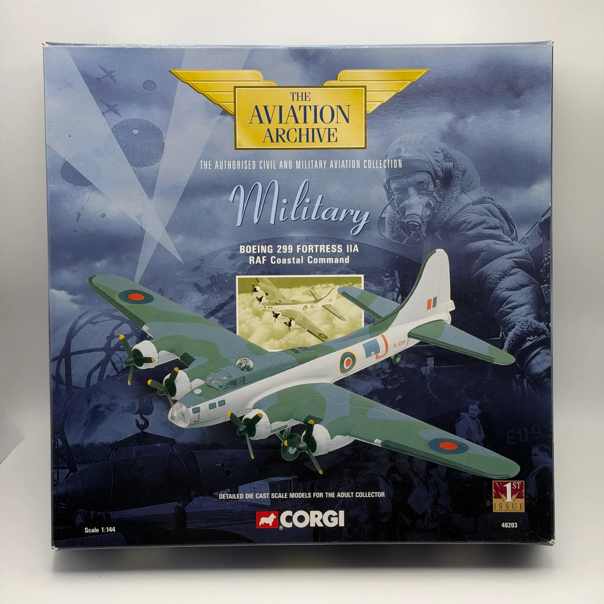 Corgi 1:144 Boeing 299 Fortress IIA Diecast RAF Coastal Command FL459 220 Sqn 48203, photo 1