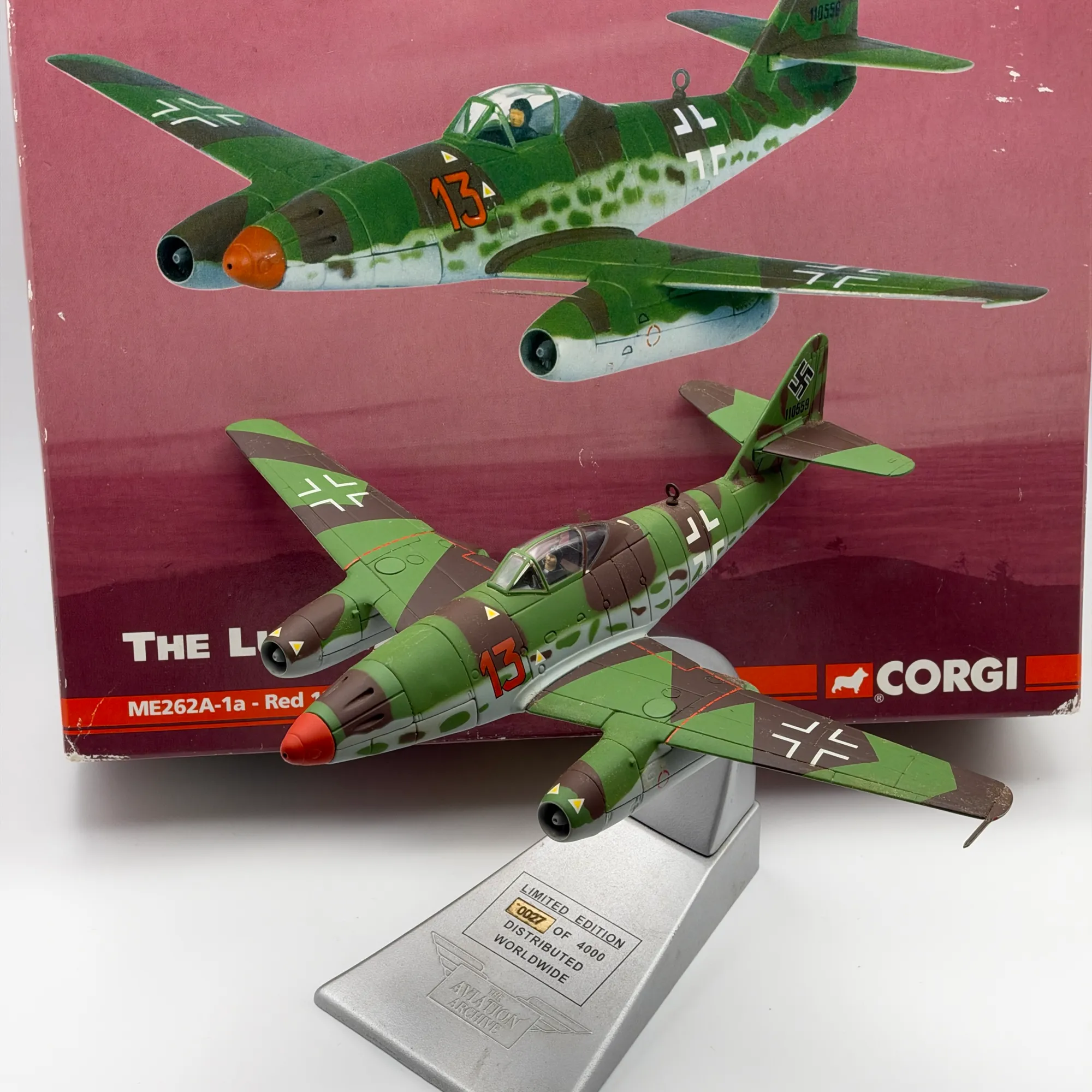 Corgi 1:72 Messerschmitt Me 262A-1a Diecast Luftwaffe Red 13 Heinz Bar AA35703, photo 1