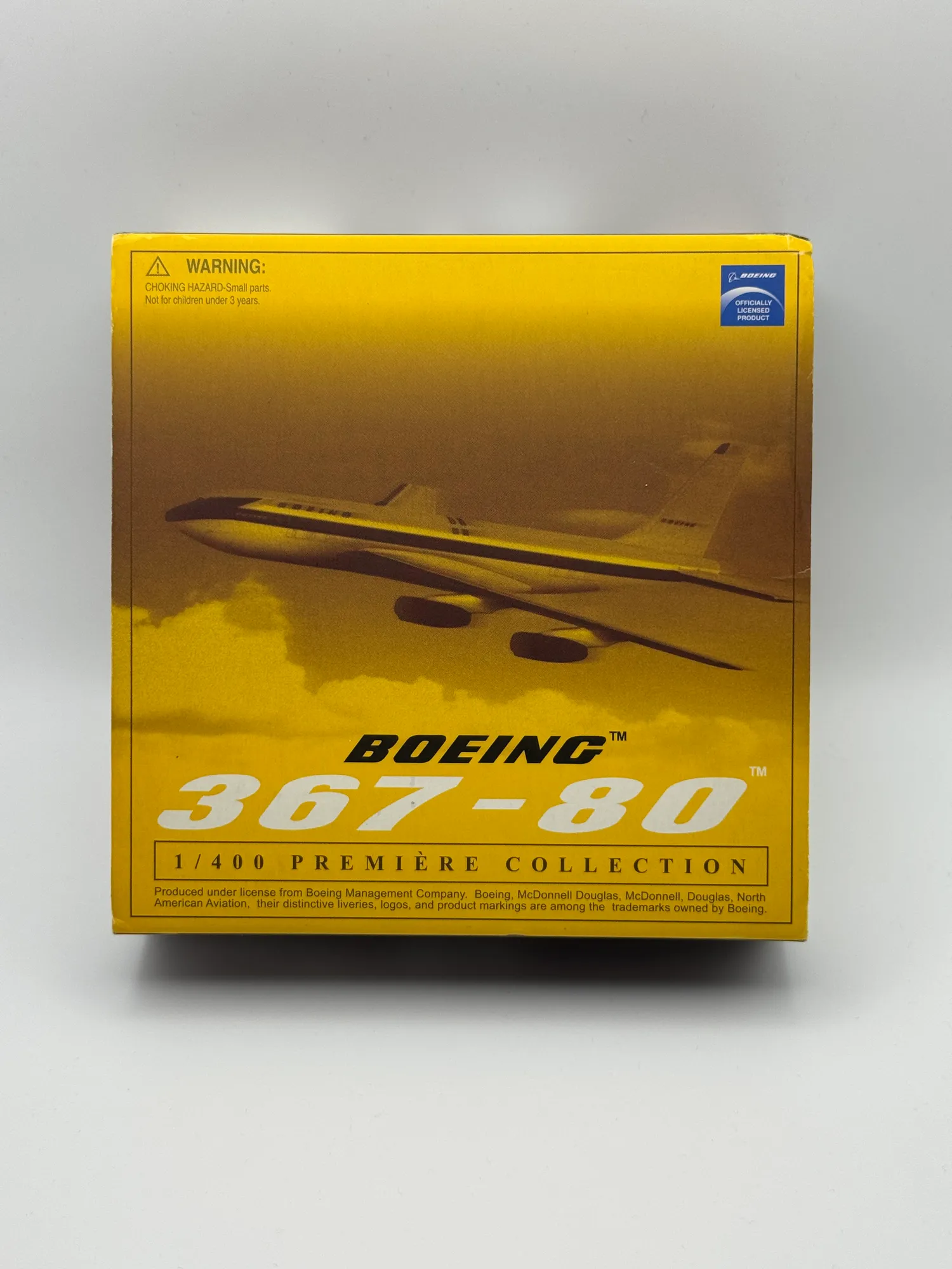 Dragon 1:400 Boeing 367-80 Diecast Boeing 707 prototype 55725, photo 1