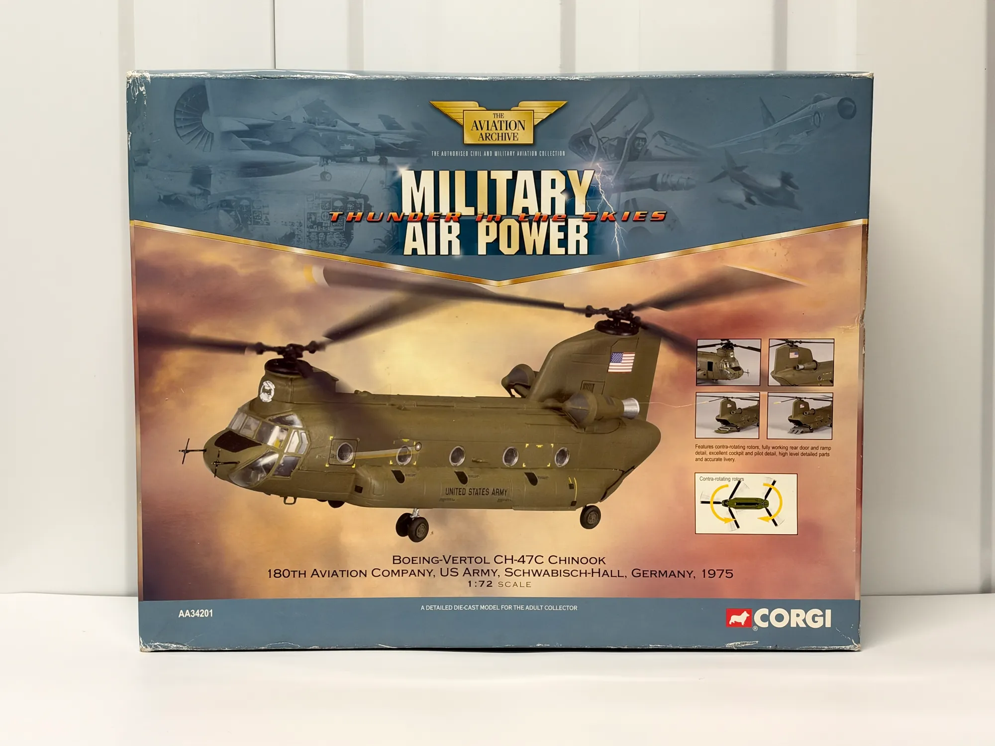 Corgi 1:72 Boeing-Vertol CH-47C Chinook Diecast US Army 180th Aviation Company AA34201, photo 1
