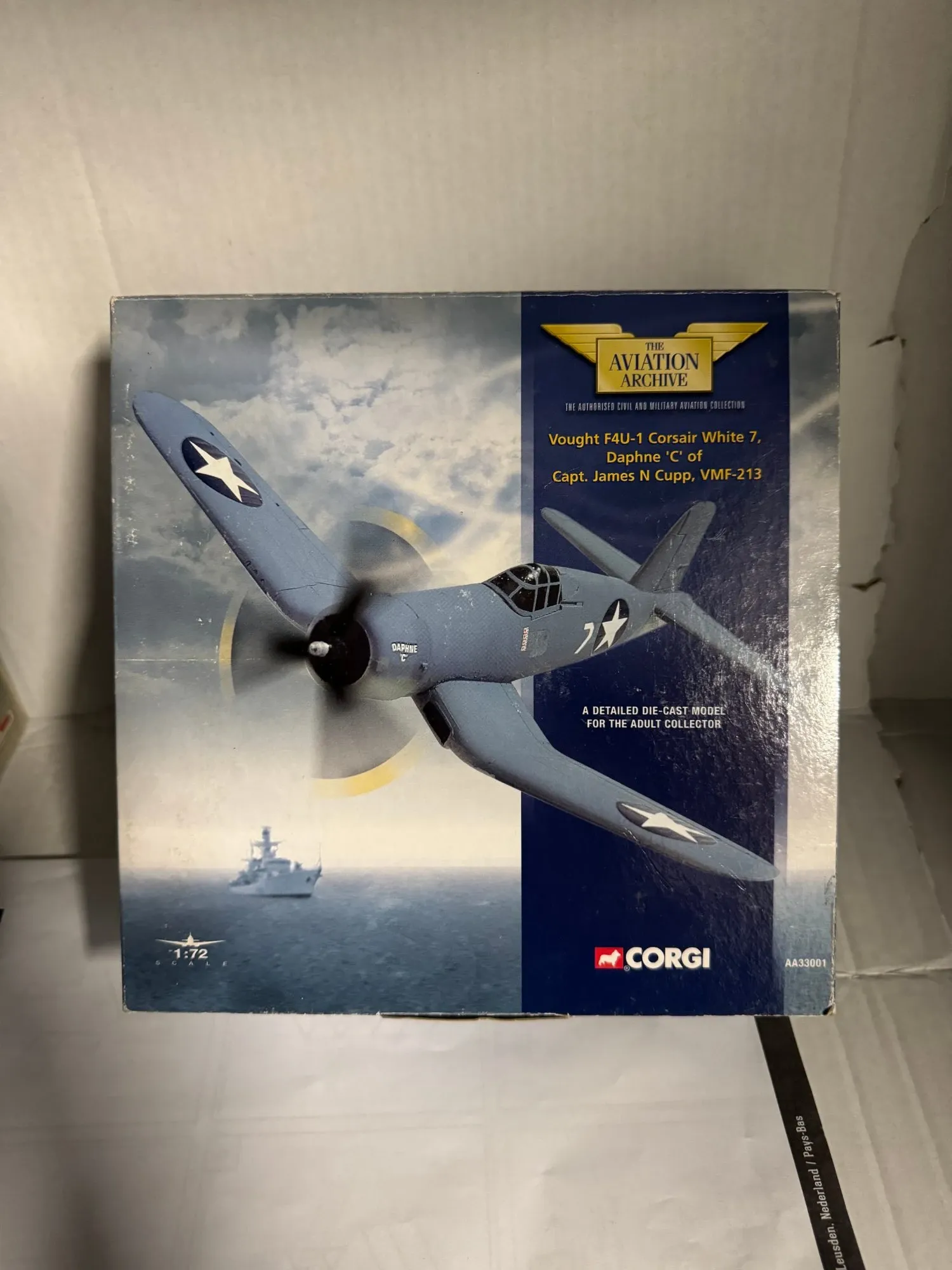 Corgi 1:72 F4U Corsair Diecast United States Marine Corps AA33001, photo 1